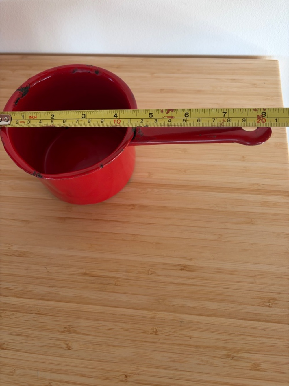 Vintage Red Enamelware Saucepan / Small Pot Rustic w/Spout Farmhouse - Picture 9 of 11